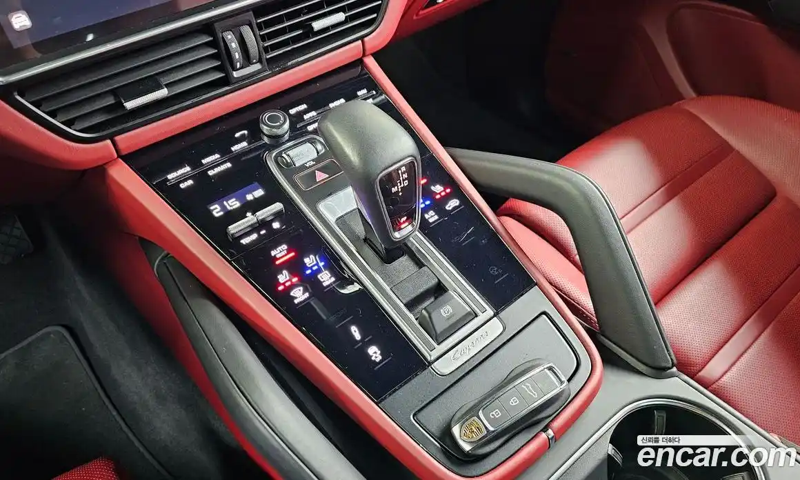 Porsche Cayenne 2023 3.0 гидро в Москве № 197120, фото 9