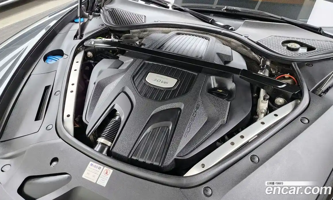 Porsche Panamera 2019 3.0 гидро в Москве № 197616, фото 6