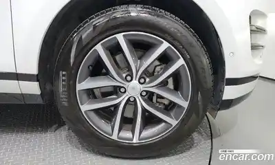 Land Rover Range-Rover Evoque 2025 2.0 гидро в Москве № 198073, миниатюра 5