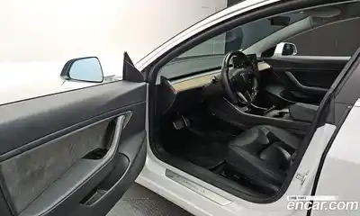 Tesla Model 3 2020 0.2 гидро в Москве № 198517, миниатюра 10