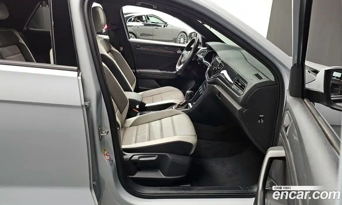Volkswagen T-Roc 2021 2.0 гидро в Москве № 199034, фото 11