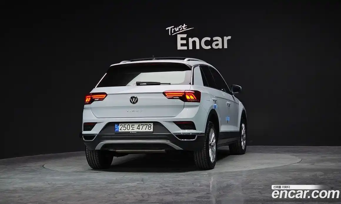 Volkswagen T-Roc 2021 2.0 гидро в Москве № 199034, фото 4