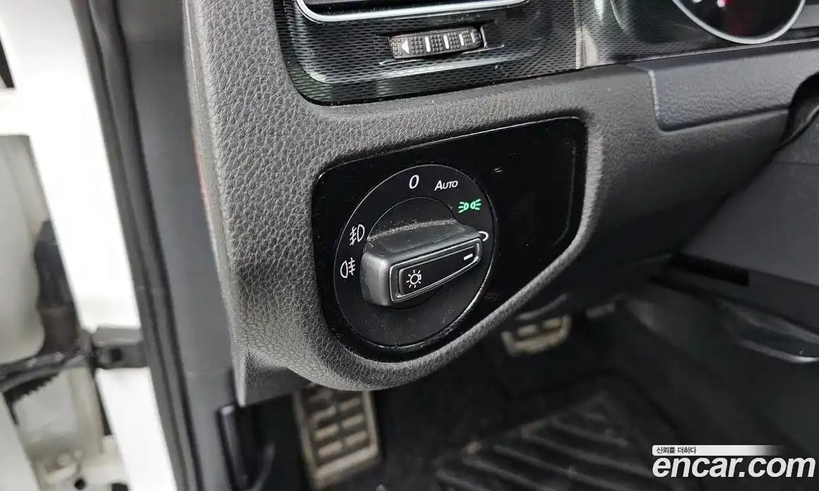 Volkswagen Golf 2016 2.0 гидро в Москве № 199218, фото 19