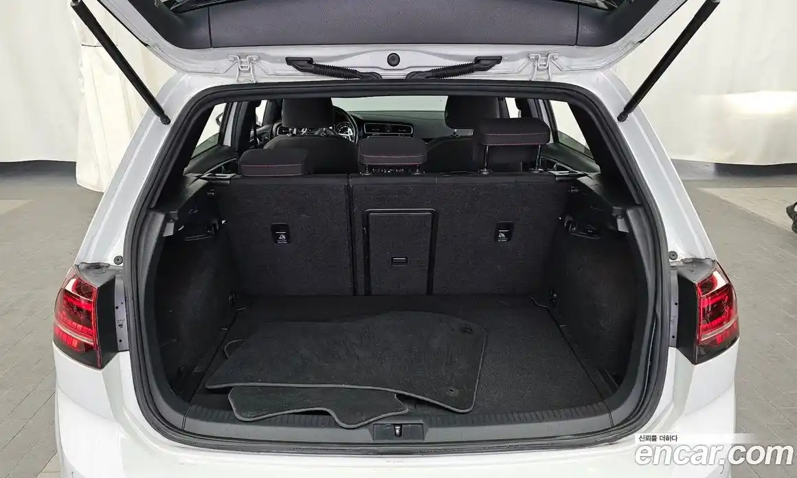 Volkswagen Golf 2016 2.0 гидро в Москве № 199218, фото 20