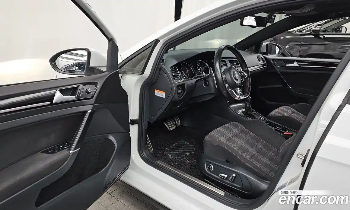 Volkswagen Golf 2016 2.0 гидро в Москве № 199218, фото 10