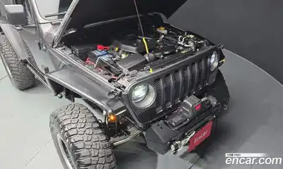 Jeep Wrangler 2019 2.0 гидро в Москве № 199476, миниатюра 6