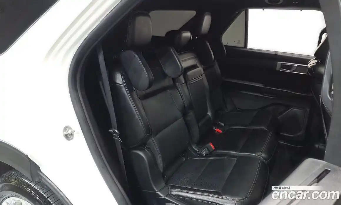 Ford Explorer 2019 2.3 гидро в Москве № 199741, фото 12
