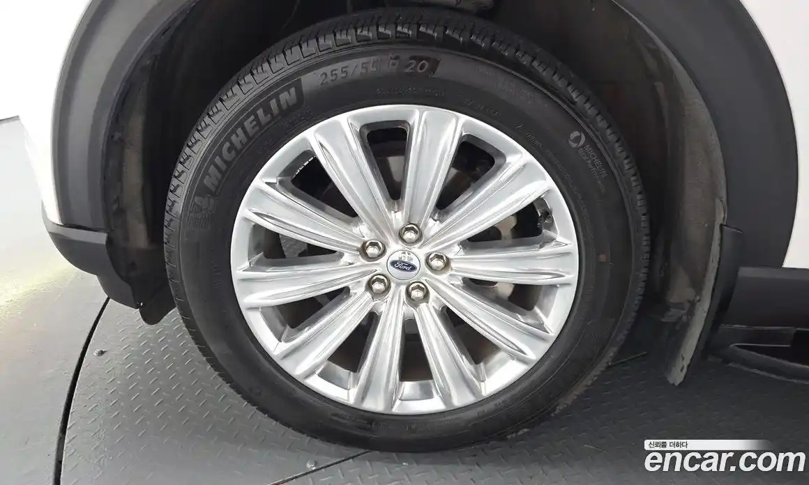 Ford Explorer 2019 2.3 гидро в Москве № 199741, фото 5