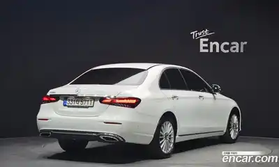 Mercedes-Benz E-Class 2022 2.0 гидро, миниатюра 2