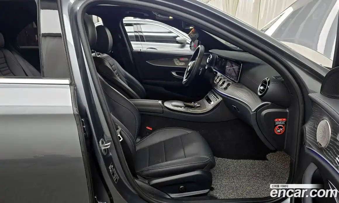 Mercedes-Benz E-Class 2022 2.0 гидро, фото 11