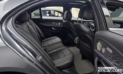 Mercedes-Benz E-Class 2022 2.0 гидро, миниатюра 12
