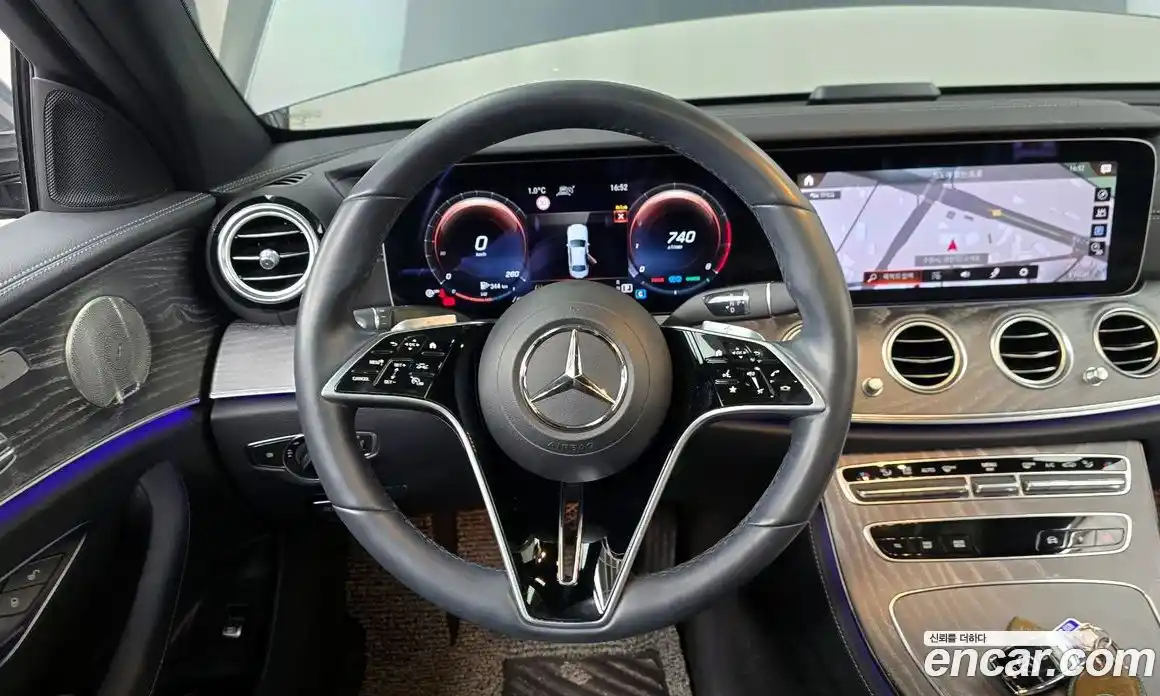 Mercedes-Benz E-Class 2022 2.0 гидро, фото 13