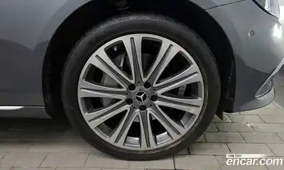 Mercedes-Benz E-Class 2022 2.0 гидро, миниатюра 5