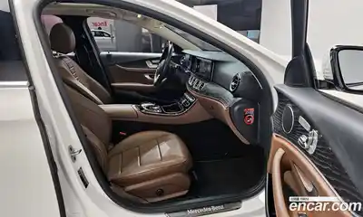 Mercedes-Benz E-Class 2020 1.9 гидро, миниатюра 10
