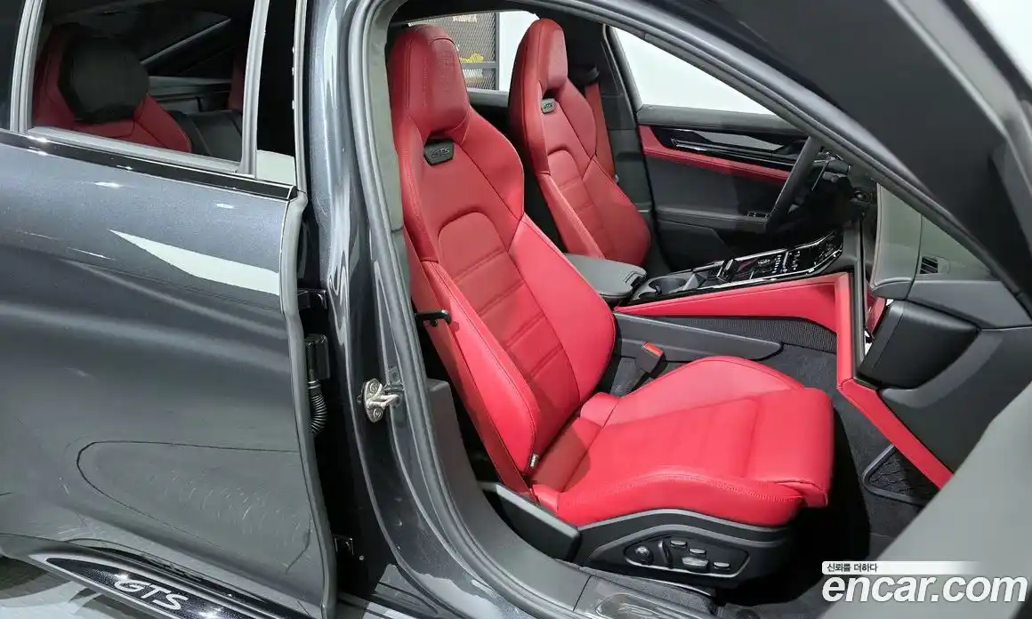 Porsche Panamera 2025 4.0 гидро в Москве № 212913, фото 12