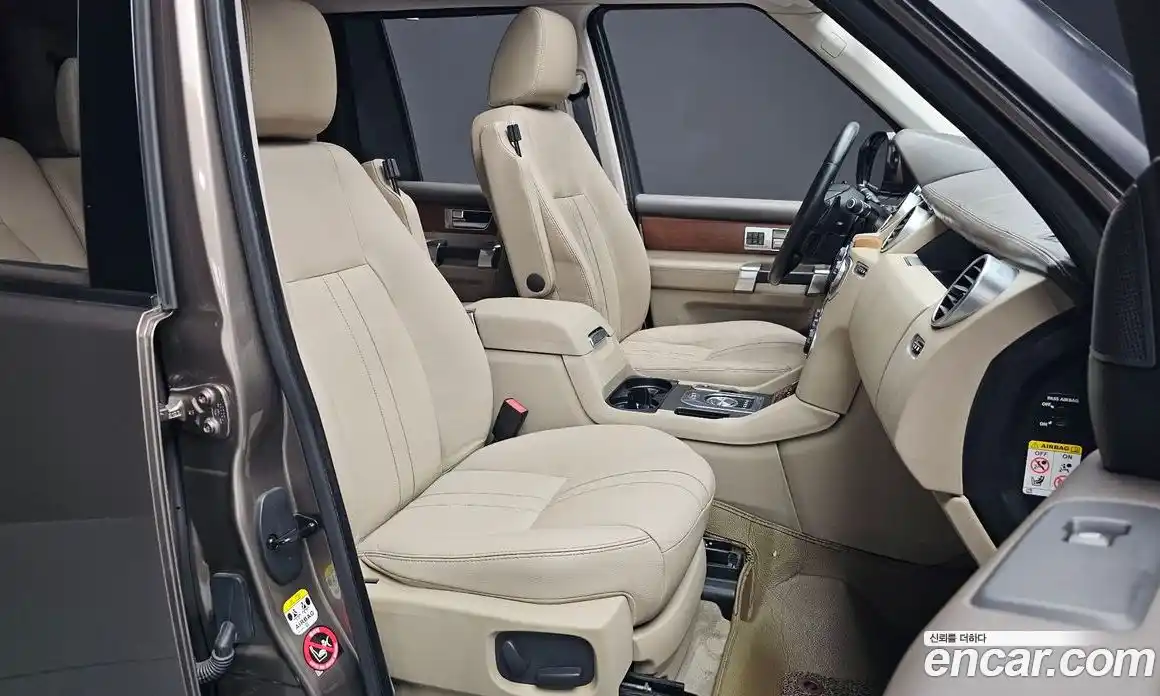 Land Rover Discovery 2015 3.0 гидро в Москве № 213695, фото 10