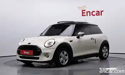 Mini Cooper, 2015
