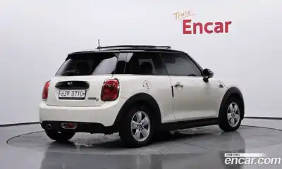 Mini Cooper 2015 1.5 гидро в Москве № 214327, миниатюра 2
