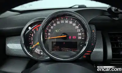 Mini Cooper 2015 1.5 гидро в Москве № 214327, миниатюра 8