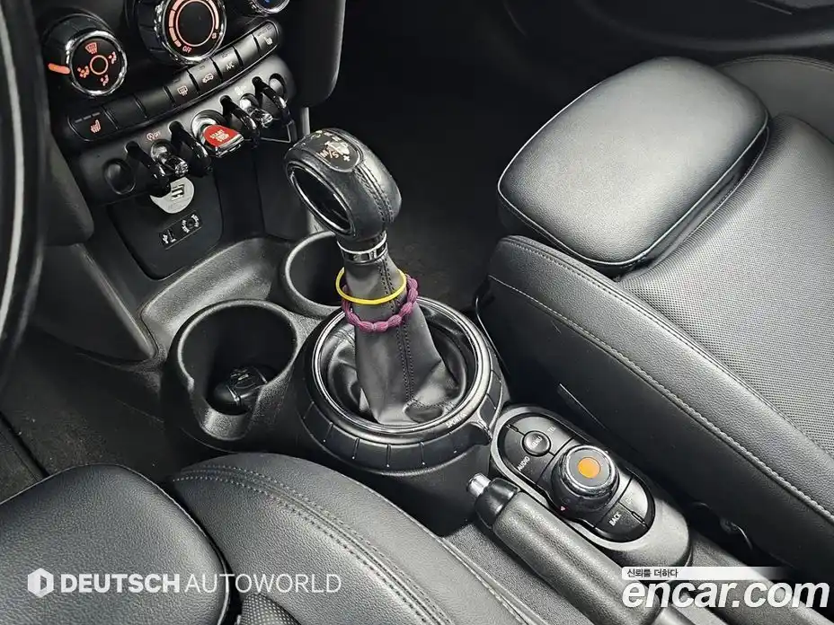 Mini Cooper 2015 1.5 гидро в Москве № 214414, фото 9
