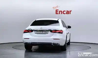 Mercedes-Benz E-Class 2021 2.0 гидро, миниатюра 4