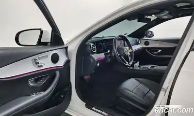 Mercedes-Benz E-Class 2021 2.0 гидро, миниатюра 10