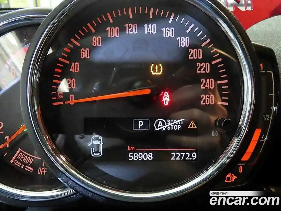 Mini Clubman 2018 1.5 гидро в Москве № 226789, фото 9