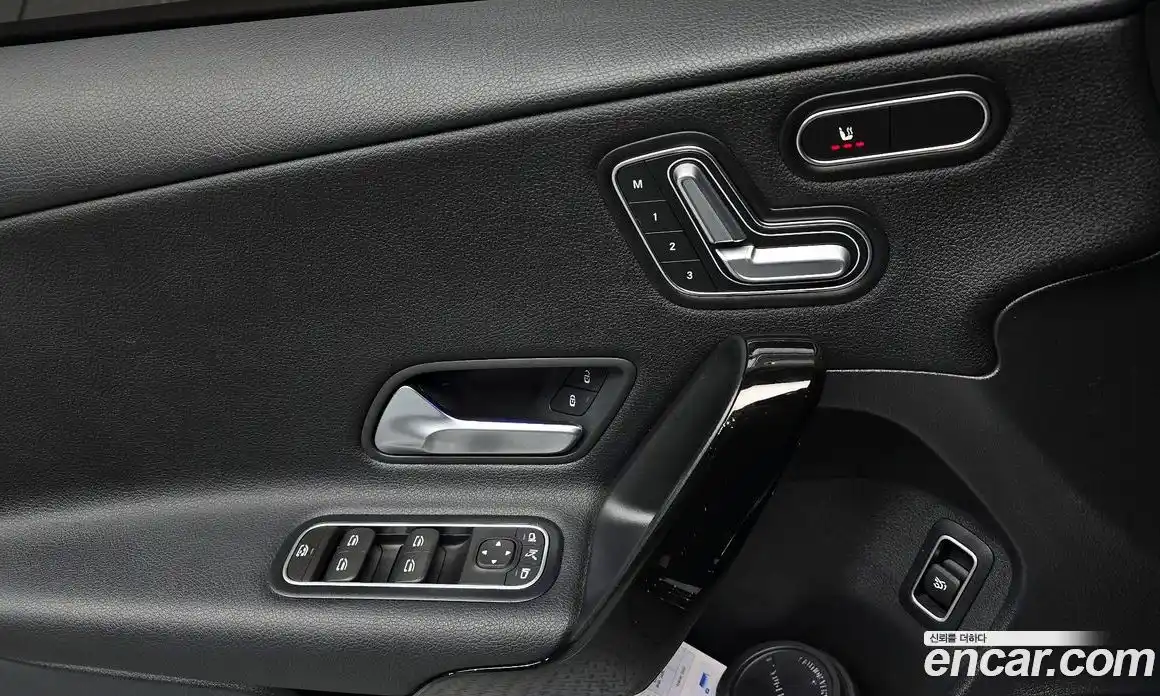 Mercedes-Benz A-Class 2020 2.0 гидро в Москве № 229484, фото 17