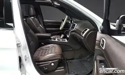Jeep Cherokee 2018 3.0 гидро в Москве № 232682, миниатюра 10