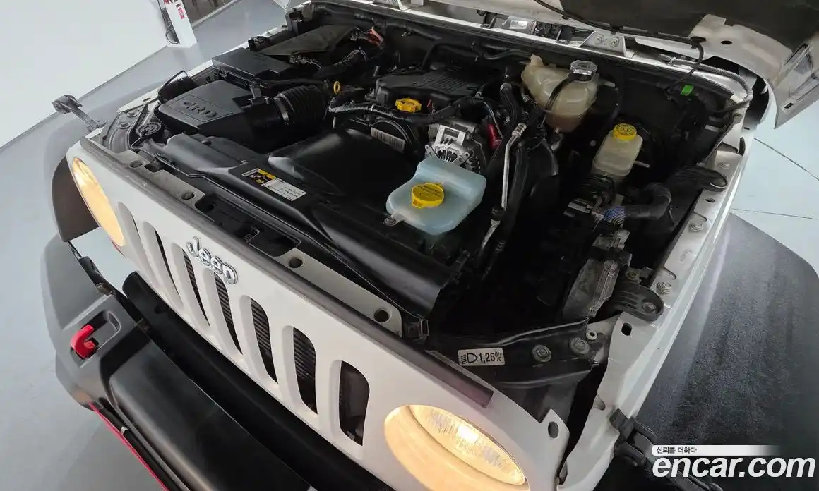 Jeep Wrangler 2013 2.8 гидро в Москве № 232714, фото 6