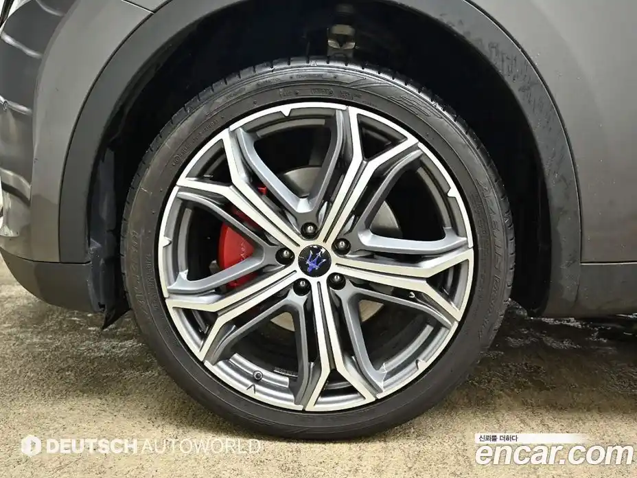 Maserati Levante 2017 3.0 гидро в Москве № 236004, фото 6