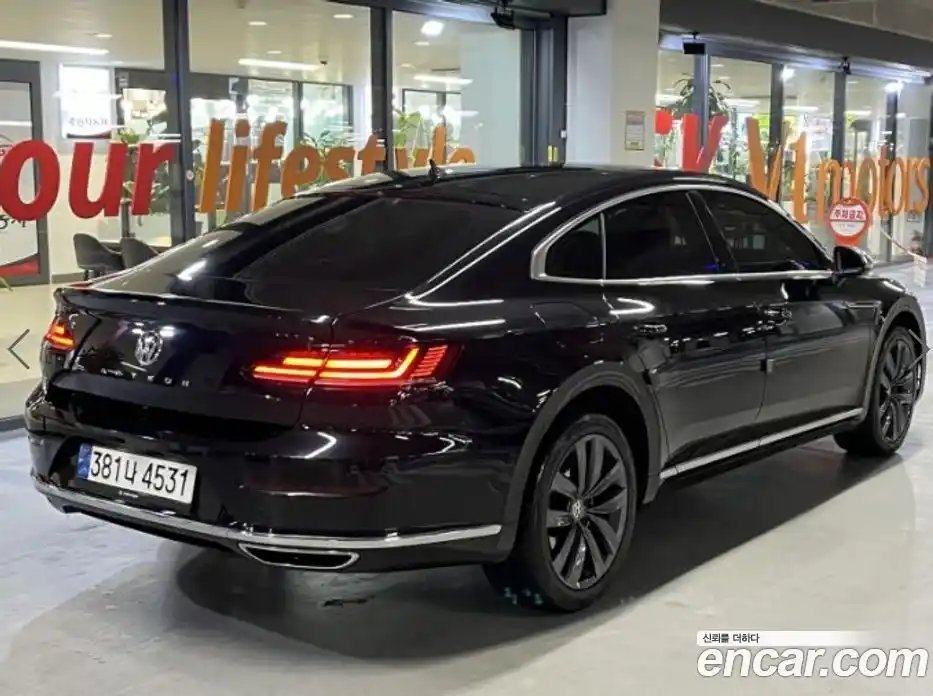 Volkswagen Arteon 2018 2.0 гидро в Москве № 255083, фото 4