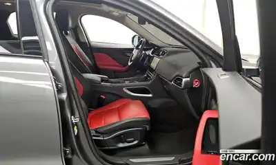 Jaguar F-Pace 2018 2.0 гидро в Москве № 256082, миниатюра 11