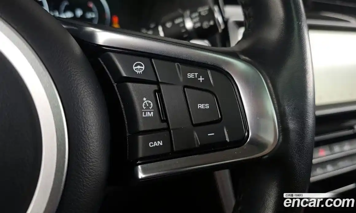 Jaguar F-Pace 2018 2.0 гидро в Москве № 256082, фото 16