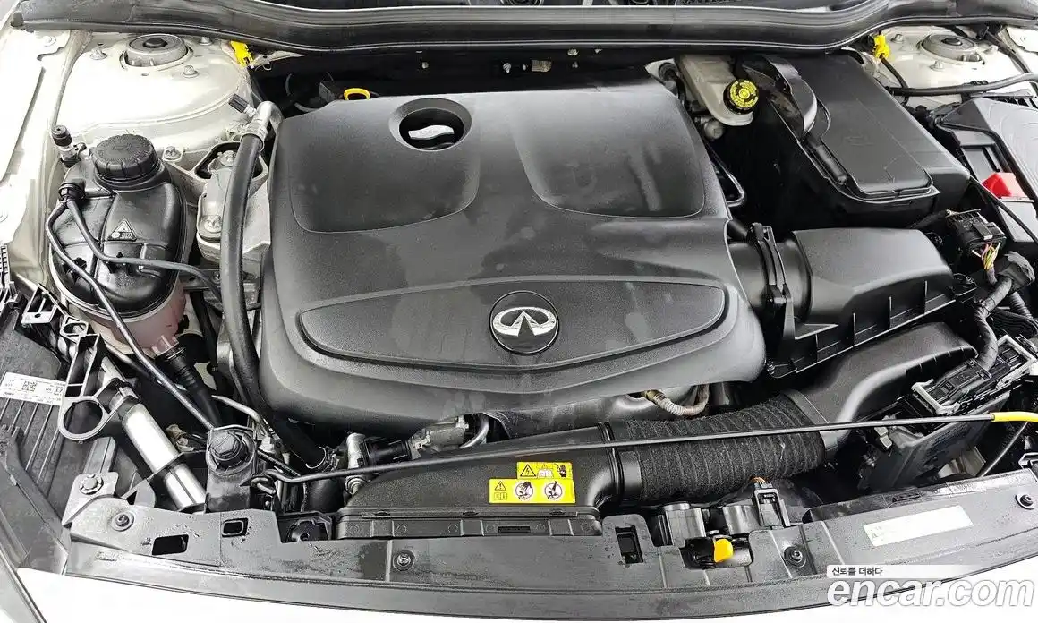 Infiniti Q30 2019 2.0 гидро в Москве № 256122, фото 5