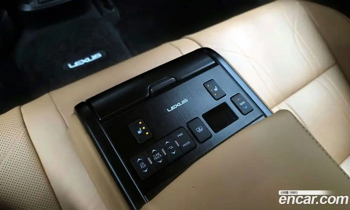 Lexus ES 2023 2.5 гидро в Москве № 275619, фото 18