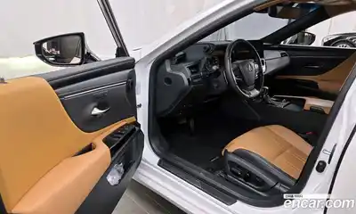Lexus ES 2023 2.5 гидро в Москве № 275619, миниатюра 10