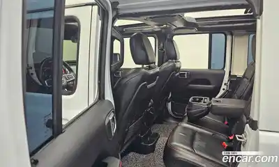 Jeep Wrangler 2021 2.0 гидро в Москве № 278605, миниатюра 11