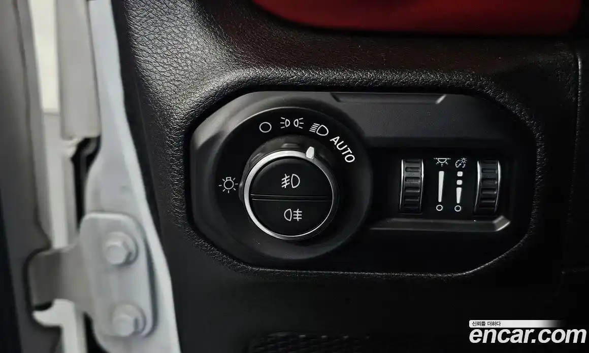 Jeep Wrangler 2021 2.0 гидро в Москве № 278605, фото 14