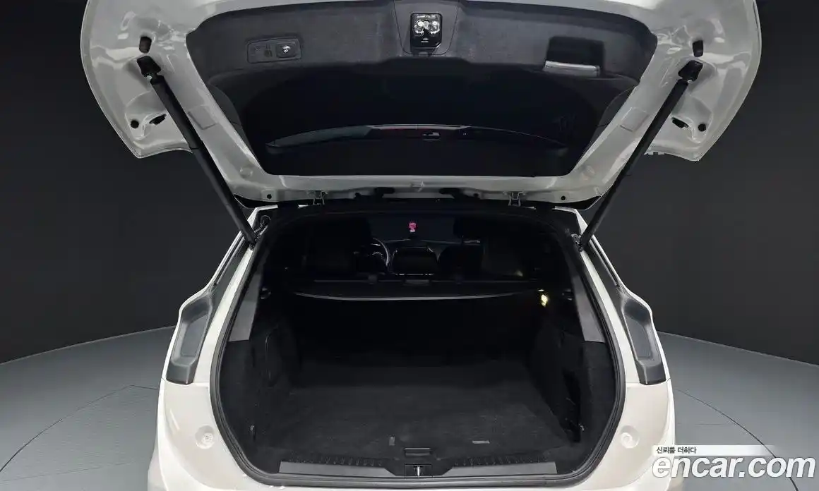 Lincoln MKC 2017 2.0 гидро в Москве № 282642, фото 20