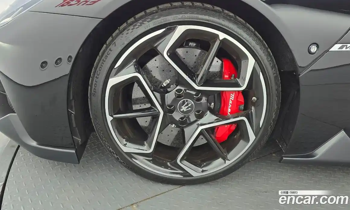 Maserati MC20 2022 3.0 гидро в Москве № 282728, фото 5