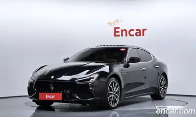 Maserati Ghibli, 2022