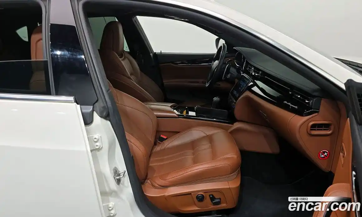 Maserati Quattroporte 2017 3.0 гидро в Москве № 283057, фото 11