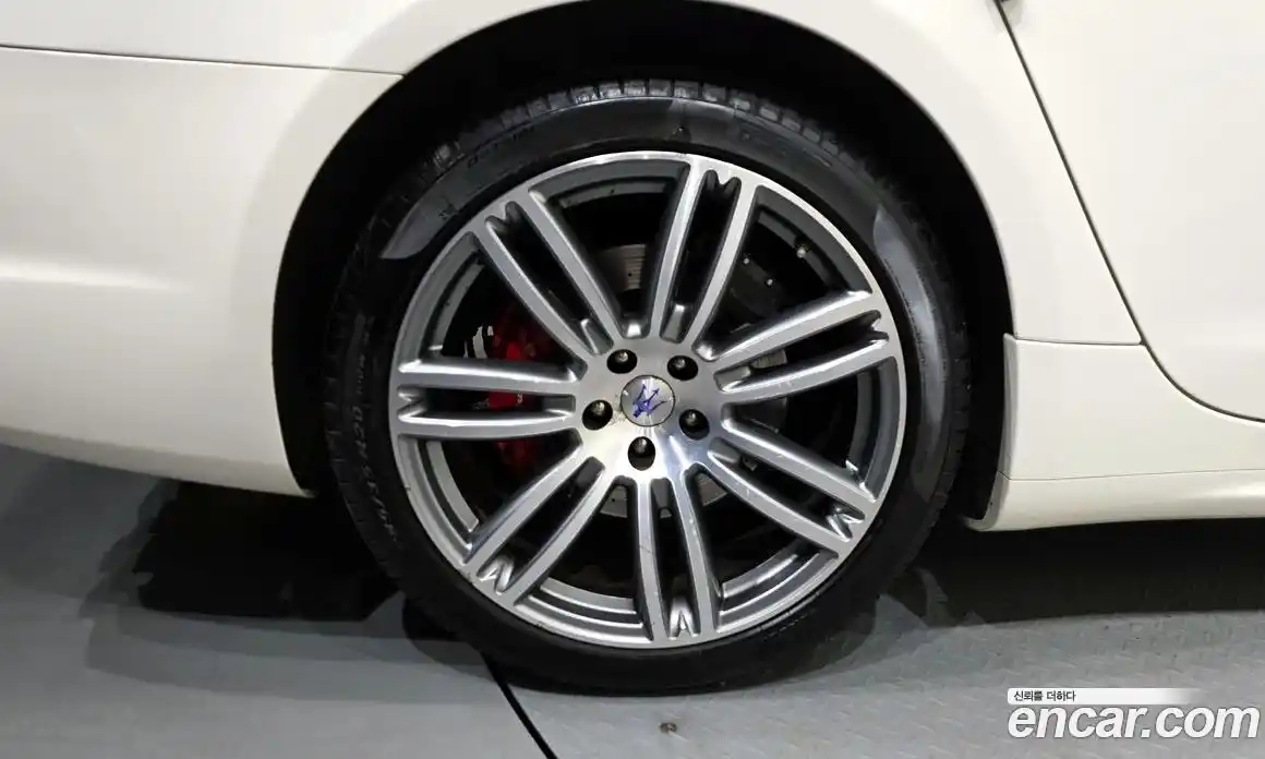 Maserati Quattroporte 2017 3.0 гидро в Москве № 283057, фото 5