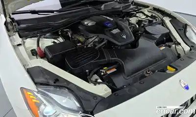 Maserati Quattroporte 2017 3.0 гидро в Москве № 283057, миниатюра 6