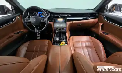 Maserati Quattroporte 2017 3.0 гидро в Москве № 283057, миниатюра 7