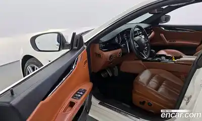 Maserati Quattroporte 2017 3.0 гидро в Москве № 283057, миниатюра 10