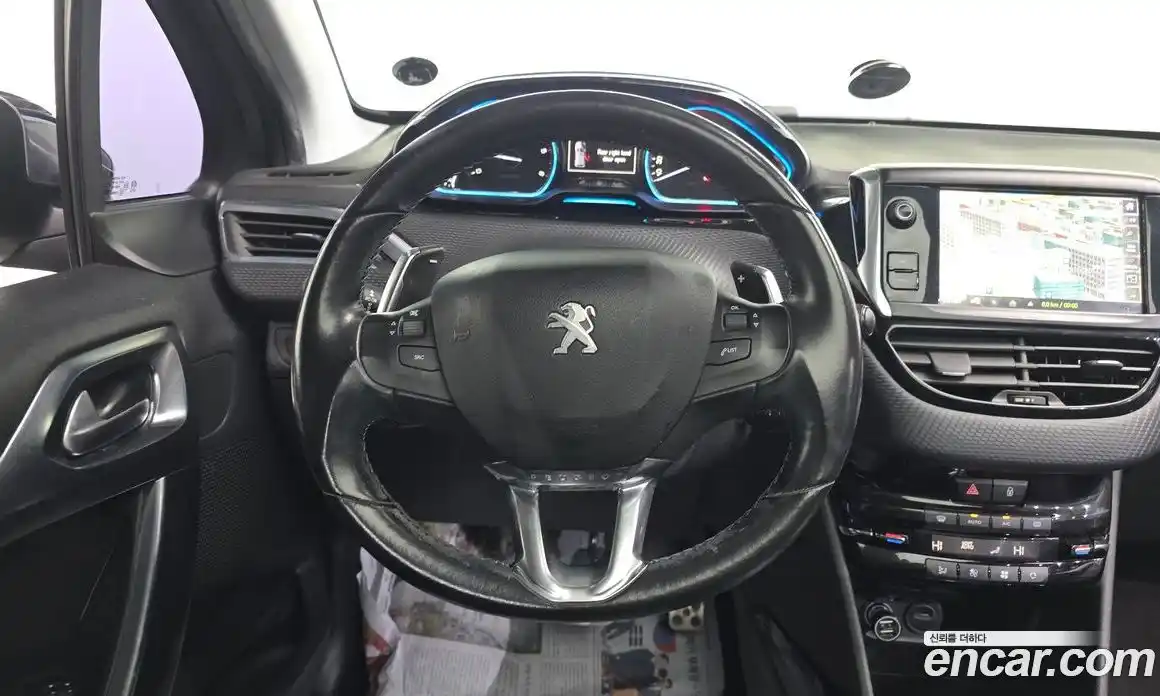 Peugeot 2008 2015 1.6 гидро в Москве № 284518, фото 13