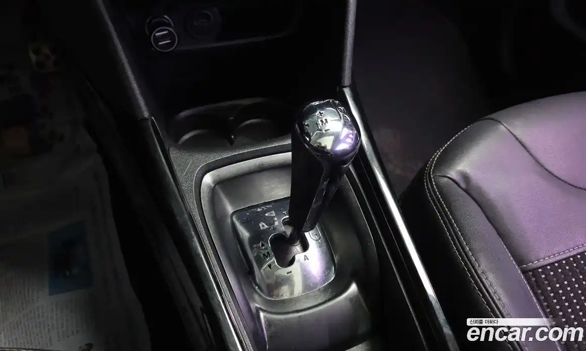 Peugeot 2008 2015 1.6 гидро в Москве № 284518, фото 9