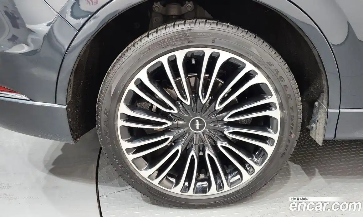 Lincoln Aviator 2022 3.0 гидро в Москве № 304147, фото 5